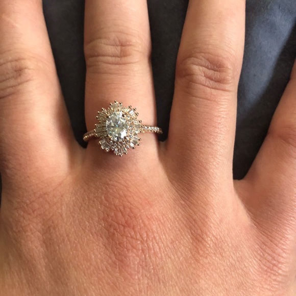 Noble Yates rose gold and moissanite ring size 8 - Picture 6 of 6